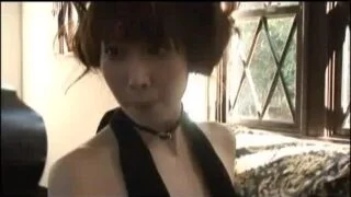 驚人的豐滿美女的圖像