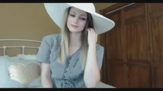 美女又要來自慰自拍了