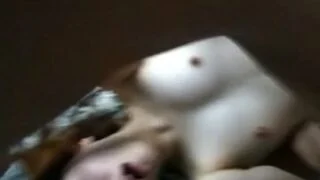 淫亂韓國妹與男友打炮自拍